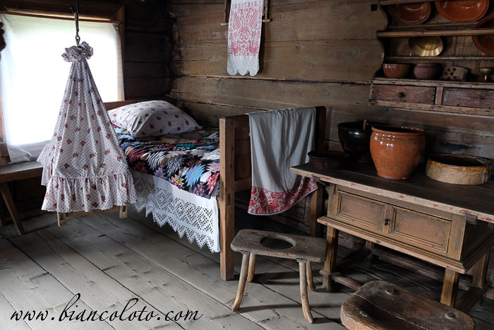 Деревянный дом на Кижи