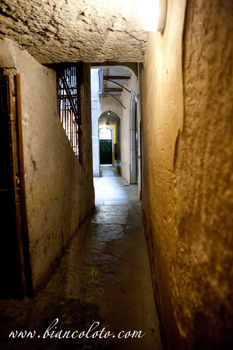 Трабули. Лион