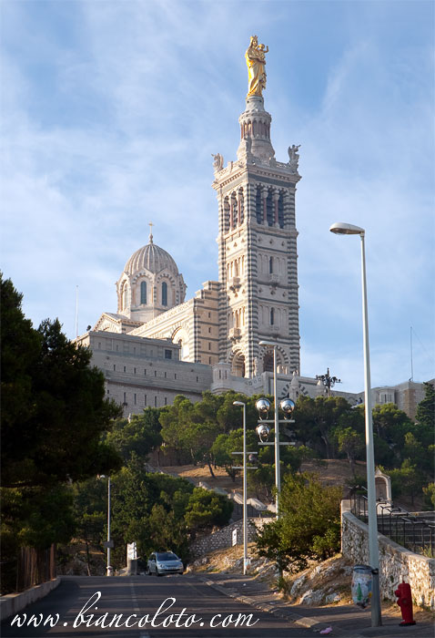 Кафедральный собор Нотр-Дам-де-ла-Гард 