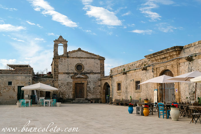 Старая церковь