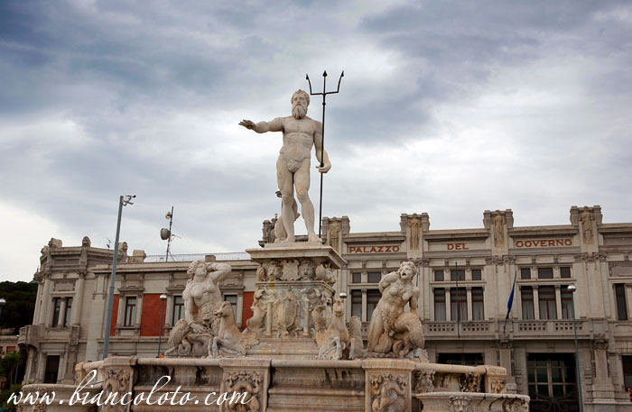 Фонтан Нептуна