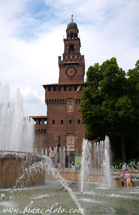 Замок Сфорцеско