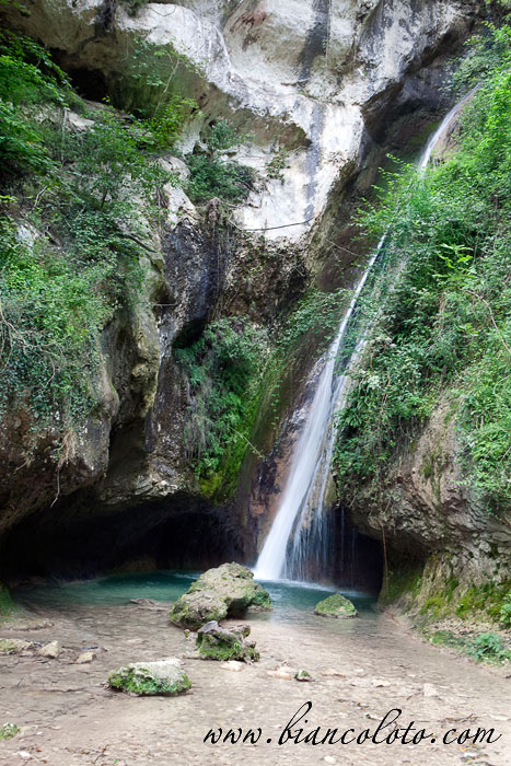 Водопады Молина 