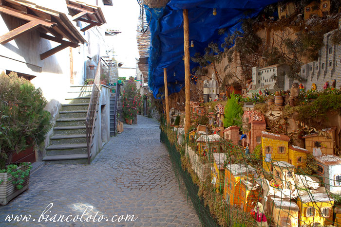 Вертеп на улице. Монтефьясконе