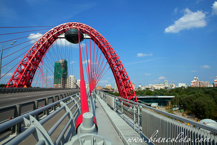 Живописный мост