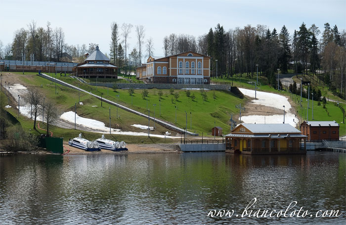 Дача Дмитрия Медведева