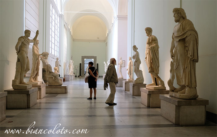 Национальный археологический музей Неаполя