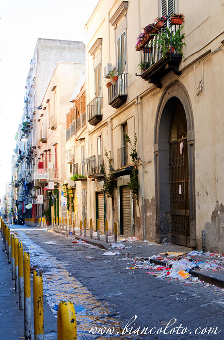 Via Materdei. Неаполь