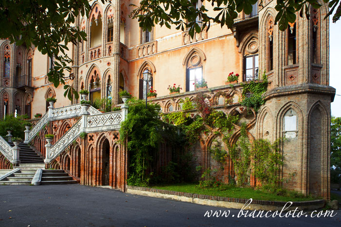 Замок Новелло.