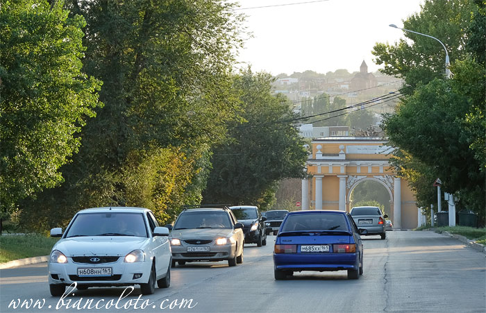 Западная арка 