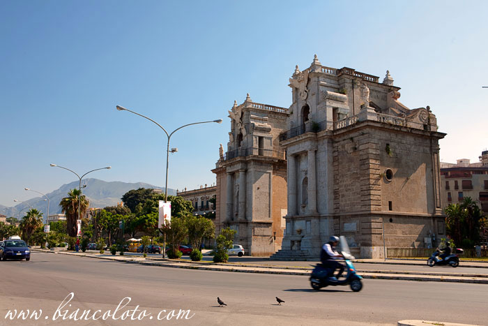 Porta Felice. Палермо