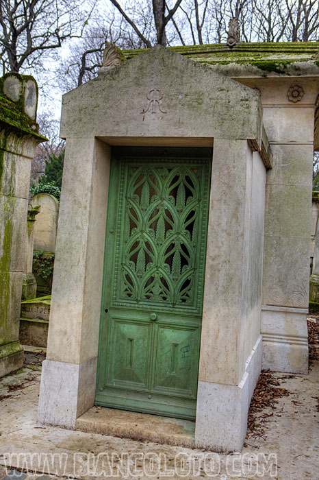 Париж, Кладбище Пер-Лашез