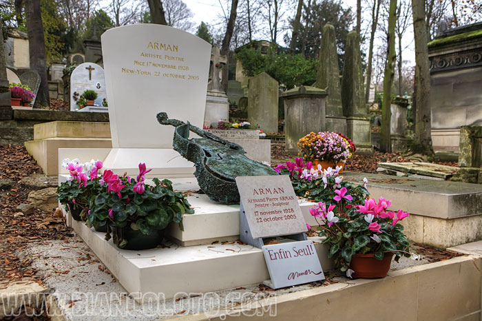 Париж, Кладбище Пер-Лашез