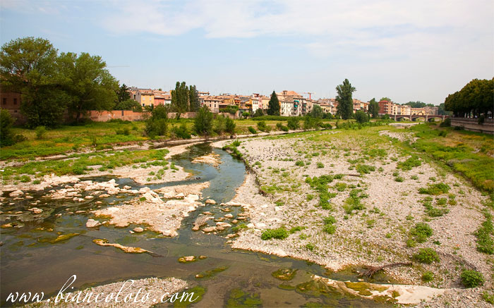 Набережная без реки....Парма