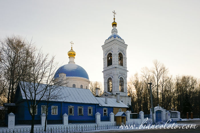 Храм Преображения Господня  в Саввине