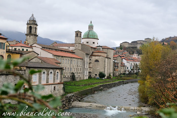 Понтремоли (Pontremoli)