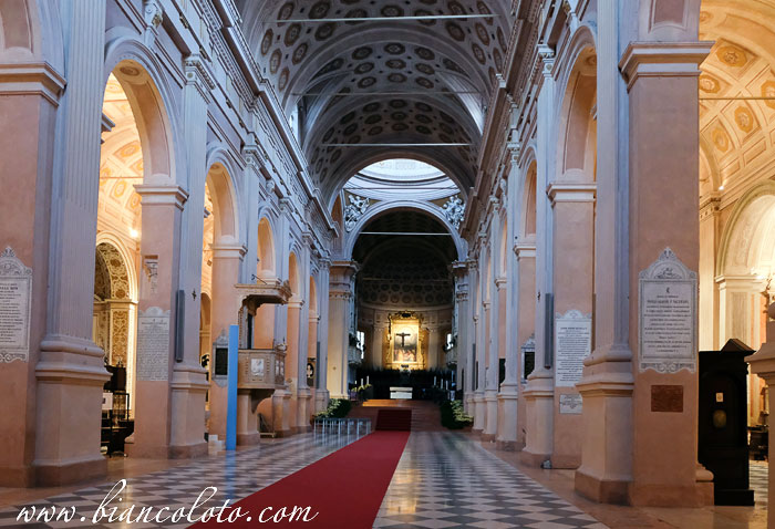 Интерьр. Кафедральный собор 