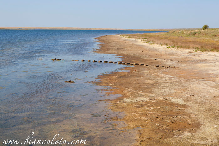 Озеро Маныч-Гудило