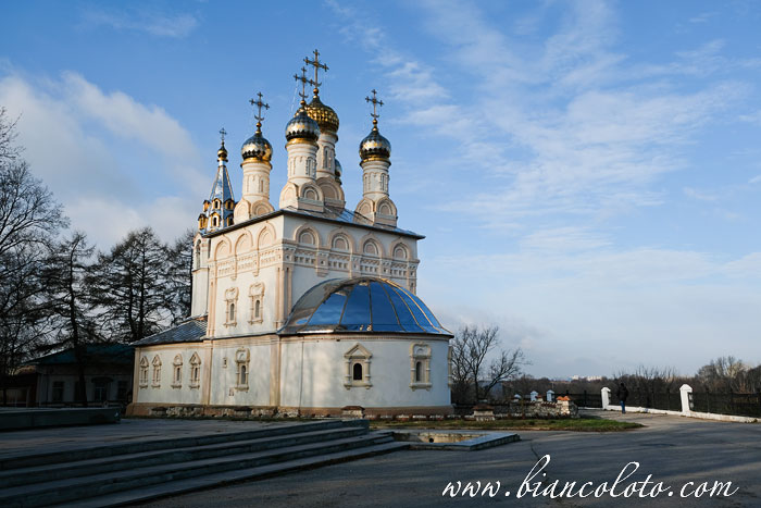 Храм Спаса на Яру