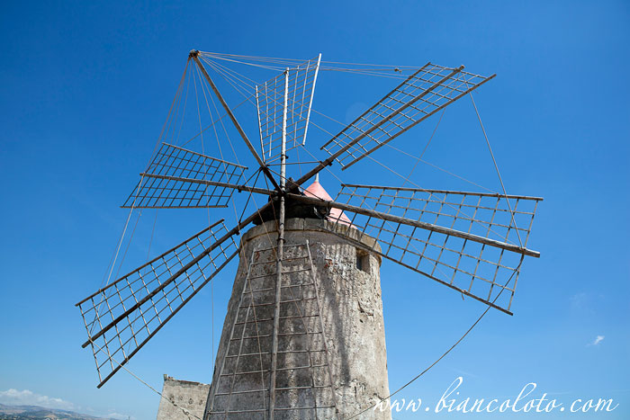 Ветряная мельница