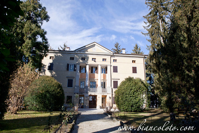 палаццо Тикоцци – де'Кончина. Сан-Даниеле-дель-Фриули (San Daniele del Friuli)