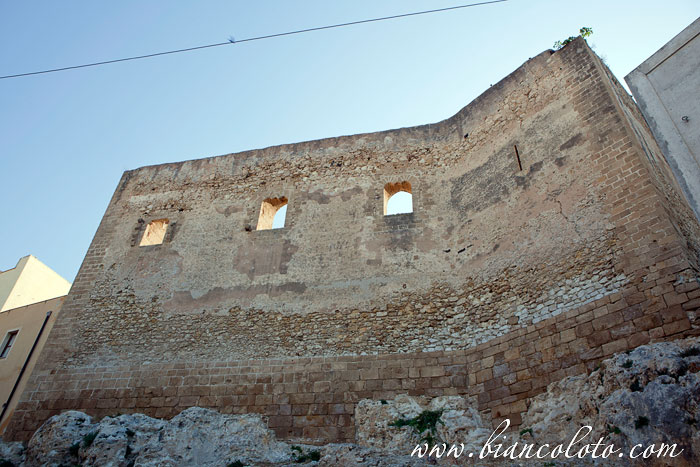 Замок герцогов Луна. Шакка (Sciacca)