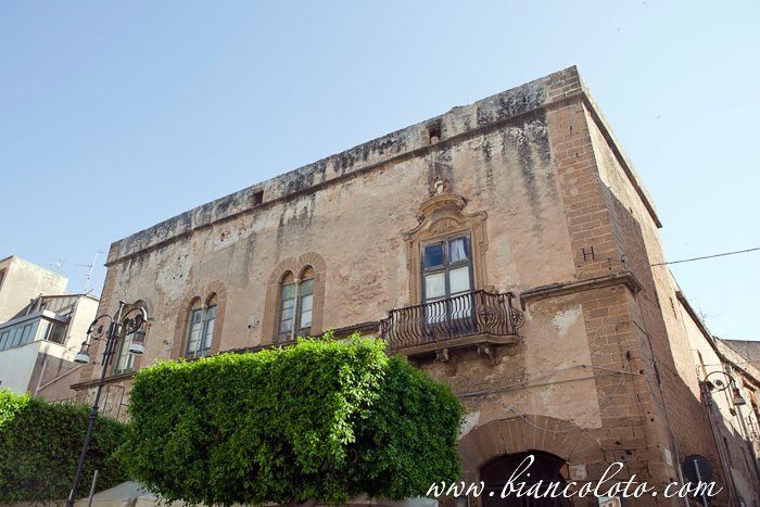 палаццо Перолло. Шакка (Sciacca)