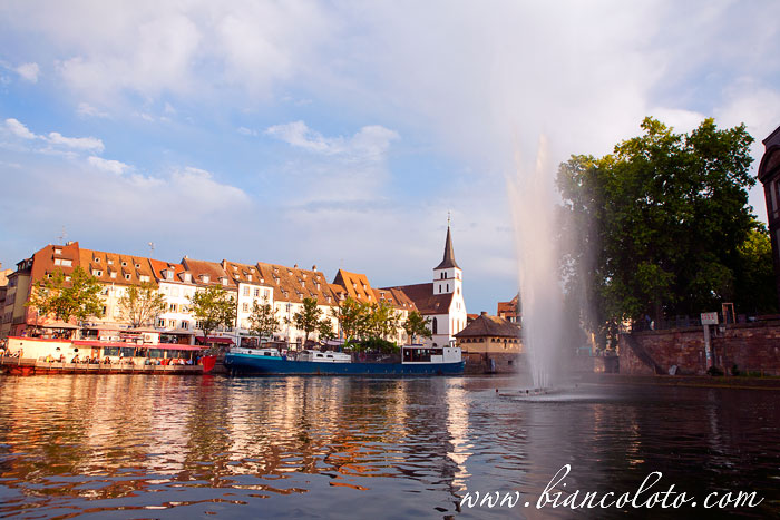 Вид на набережную Пешёр. Страсбург