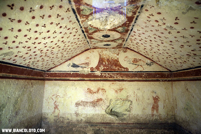 Гробница Цветочков. Тарквиния