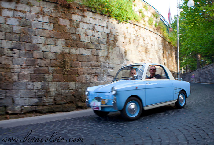 Ретро-автомобиль