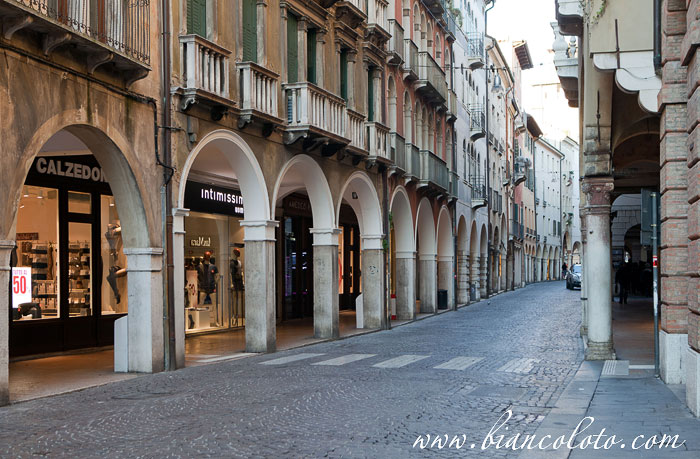via Calmaggiore. Тревизо (Treviso)