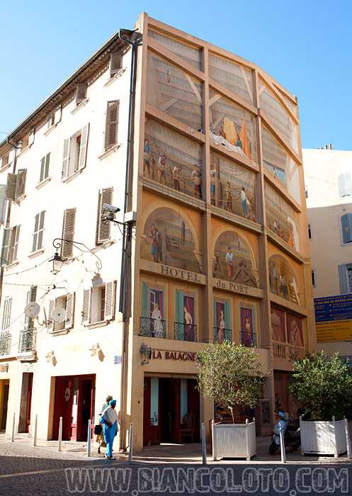 Дом с фресками. Тулон