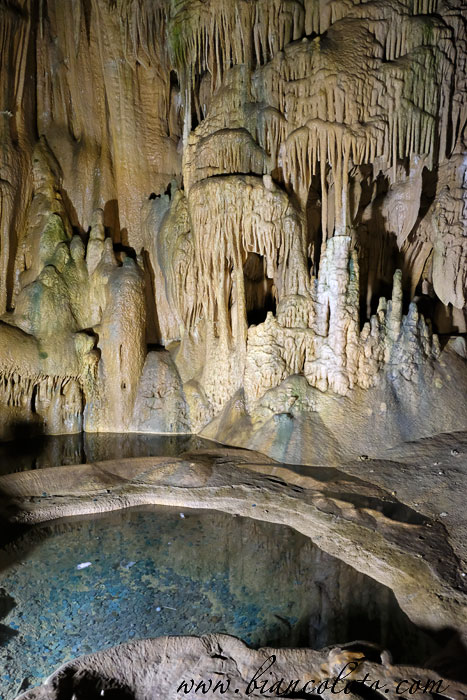 Пещера Караджа