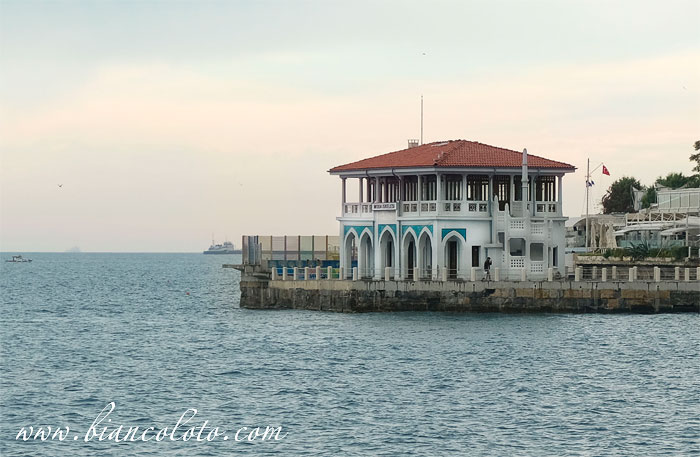 Пристань Мода