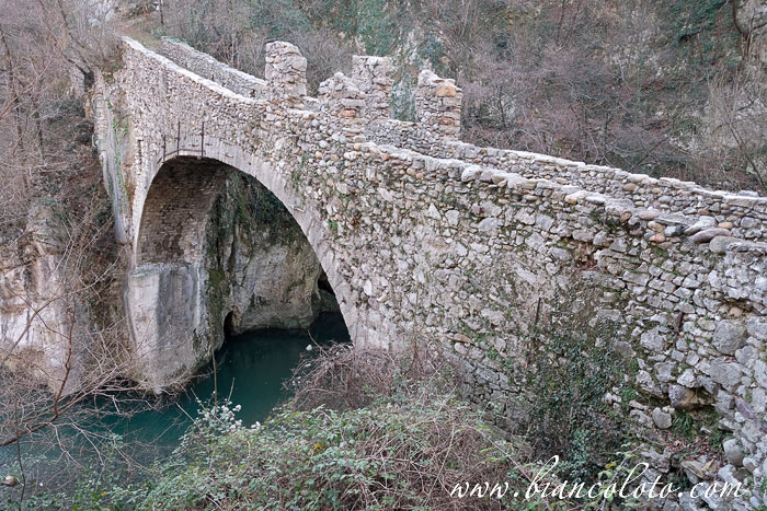 мост Аттоне 