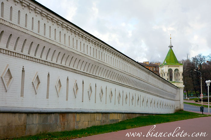 Николо-Угрешский монастырь, северная стена