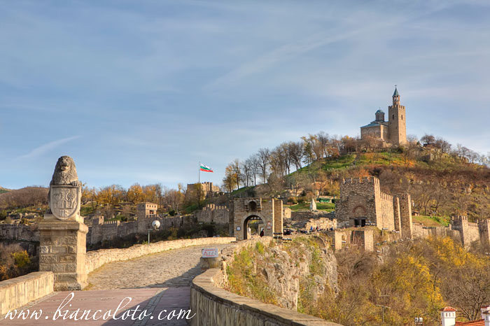 Холм Царевец