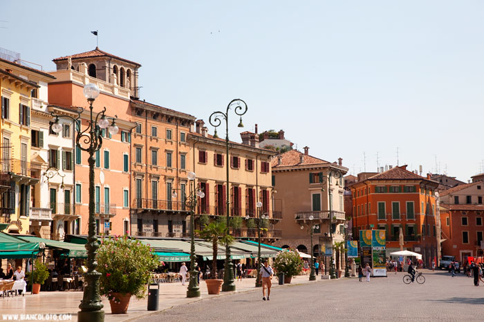 Площадь Бра. Верона