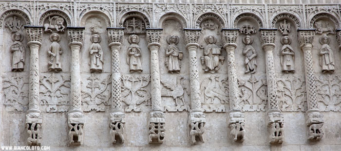 Дмиетриевский собор: фрагмент. Владимир