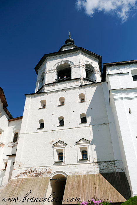 Колокольня