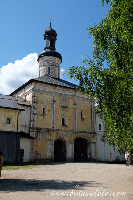 Святые врата