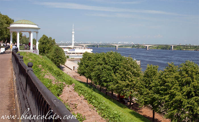 Набережная Волги