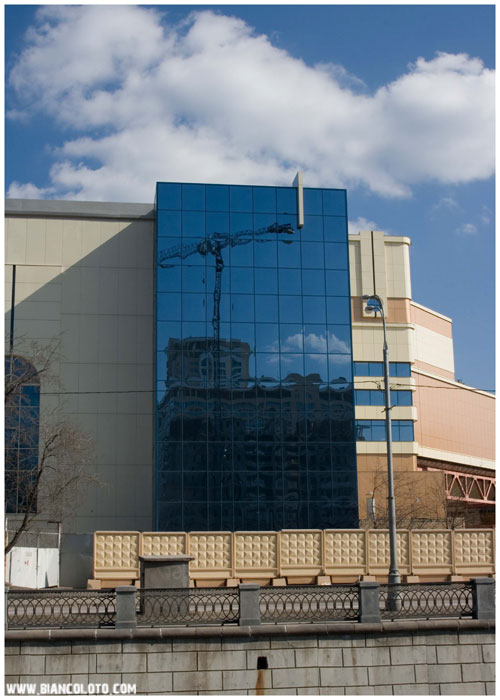 Вдоль Яузы, Москва