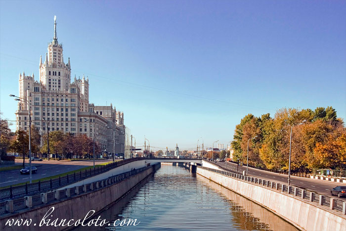 Вдоль Яузы, Москва