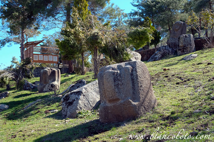 Есемекский карьер и скульптурная мастерская