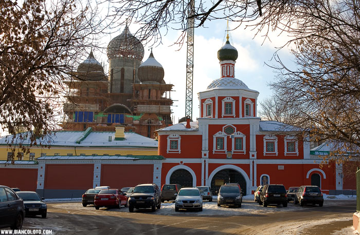 Зачатьевский монастырь